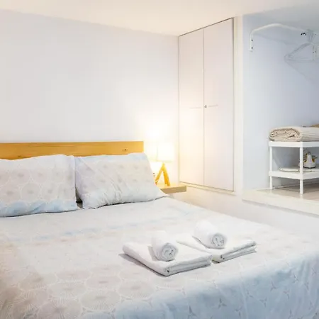 Διαμέρισμα Duplex Center Ii *
