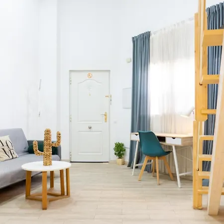 Διαμέρισμα Duplex Center Ii *